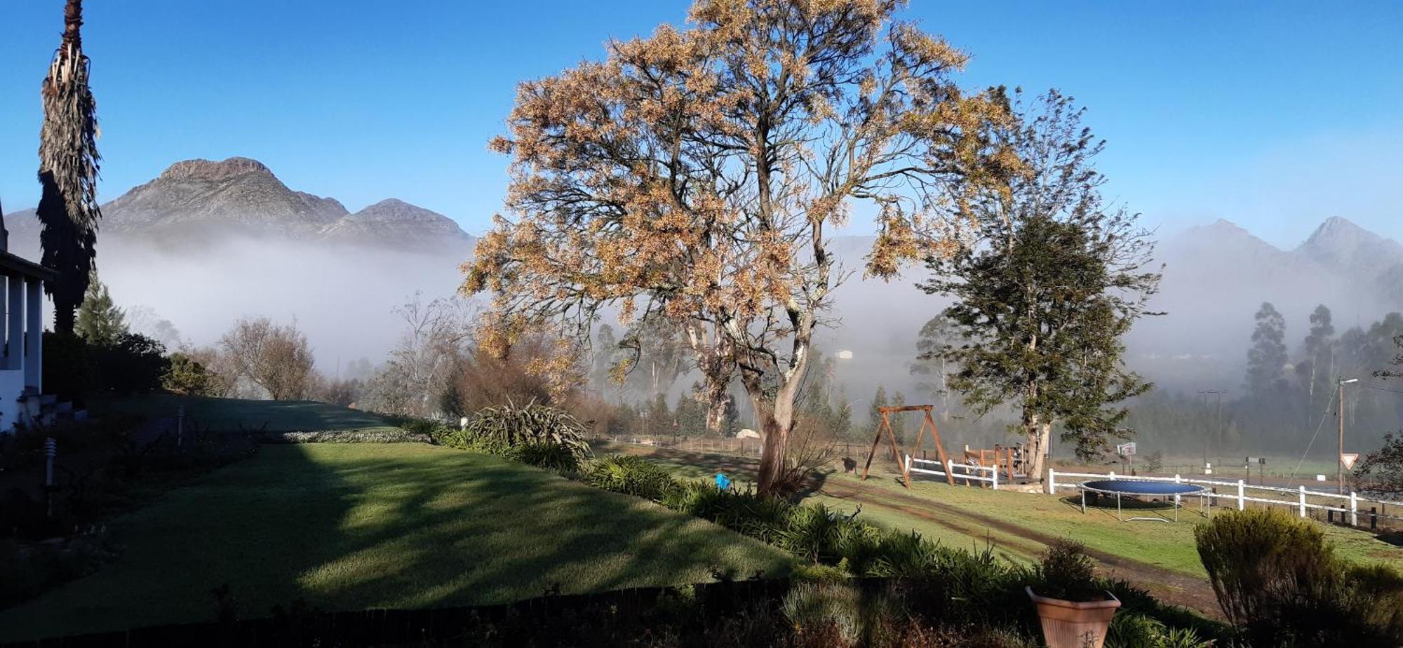 Over The Mountain Guest Farm George Esterno foto