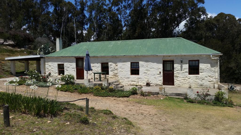 Over The Mountain Guest Farm George Esterno foto