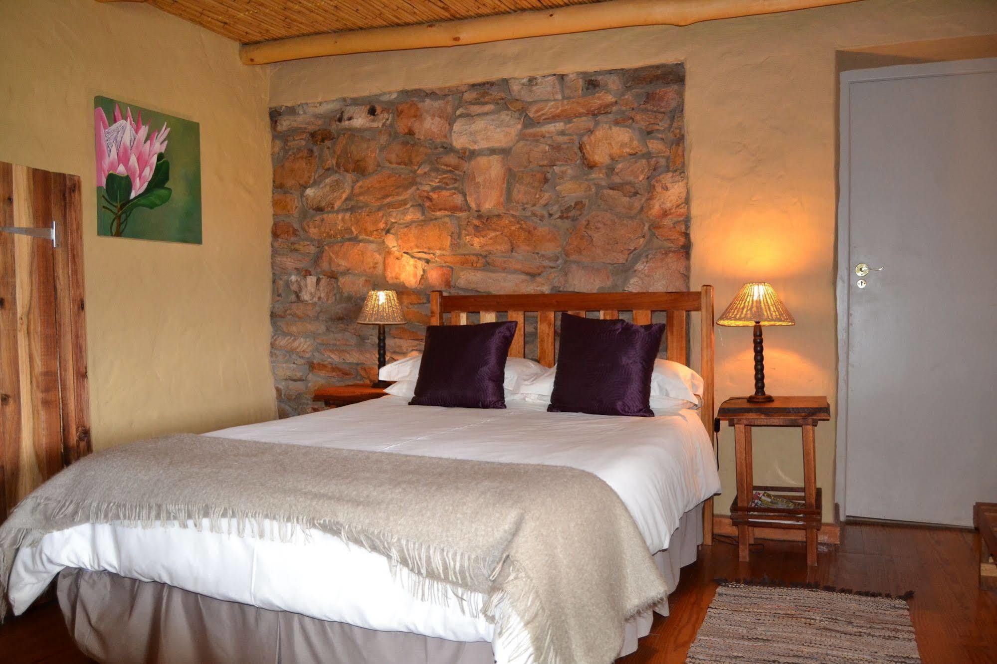 Over The Mountain Guest Farm George Esterno foto